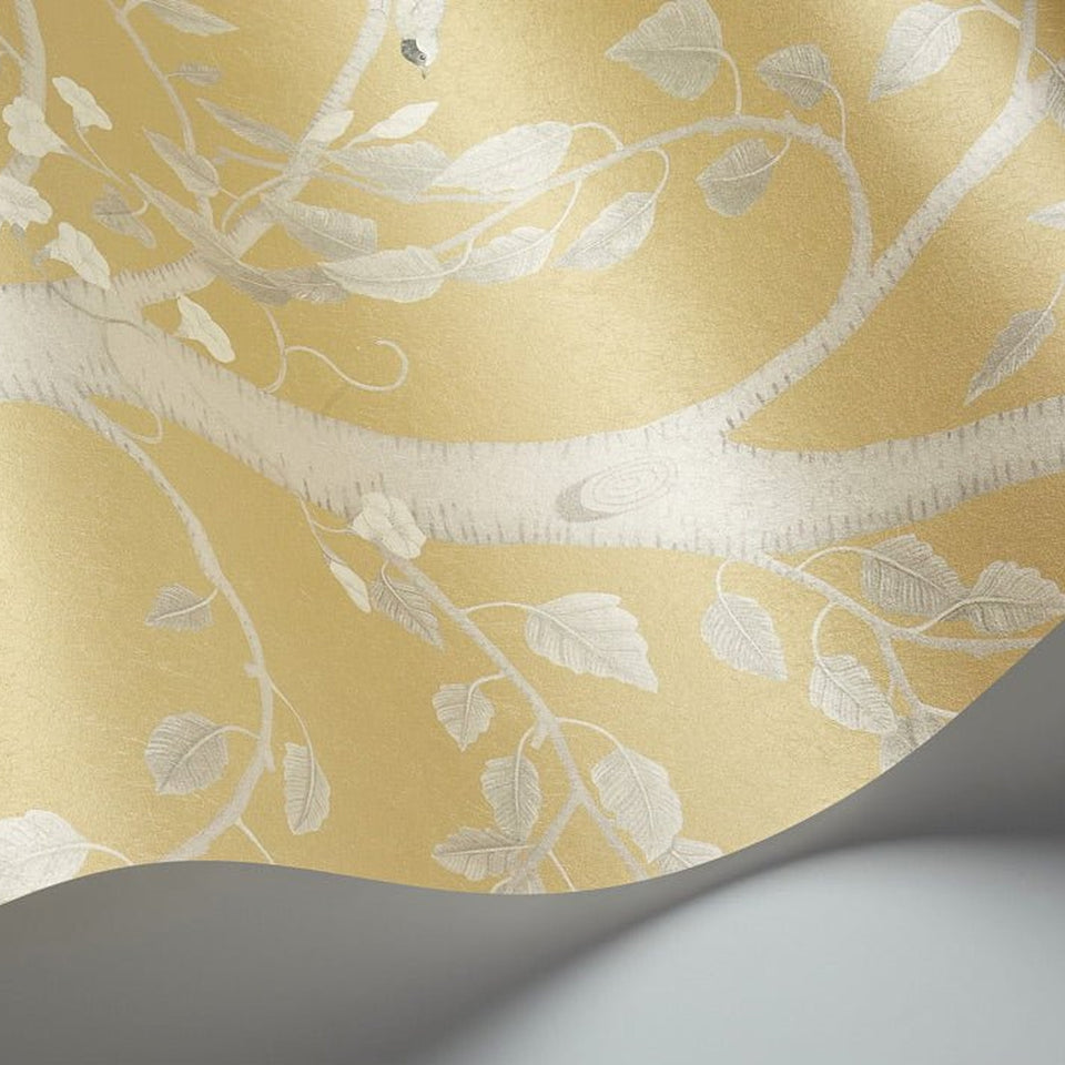 Seasonal Woods wallpaper by Cole & Son in Gold Pearl, surface detail