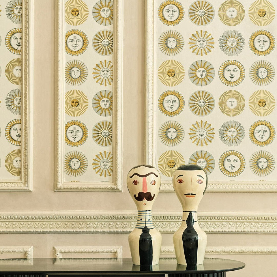 Soli wallpaper by Cole & Son in Cream & Gold, room setting