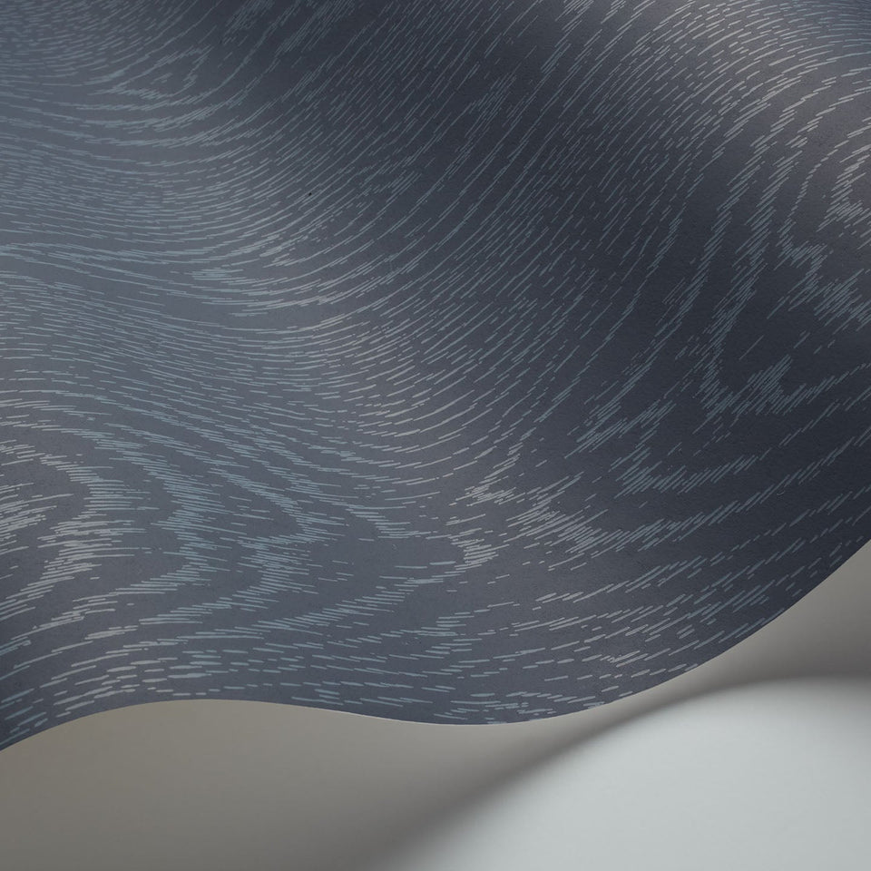 Cole & Son Wood Grain wallpaper in Ink — wallpaper detail