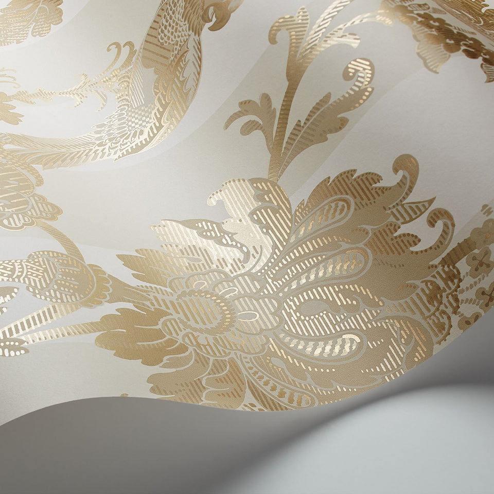 Cole & Son Zerzura wallpaper in Soft Metallic Gold & Parchment — wallpaper detail