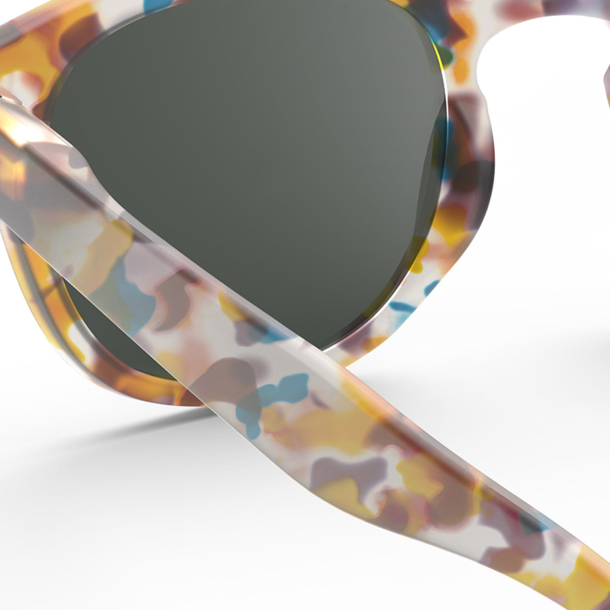 Frame and lens detail of IZIPIZI #C Sunglass Readers in Blue Tortoise