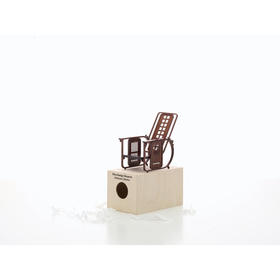 Miniature Sitting Machine by Josef Hoffmann for Vitra, packaging view
