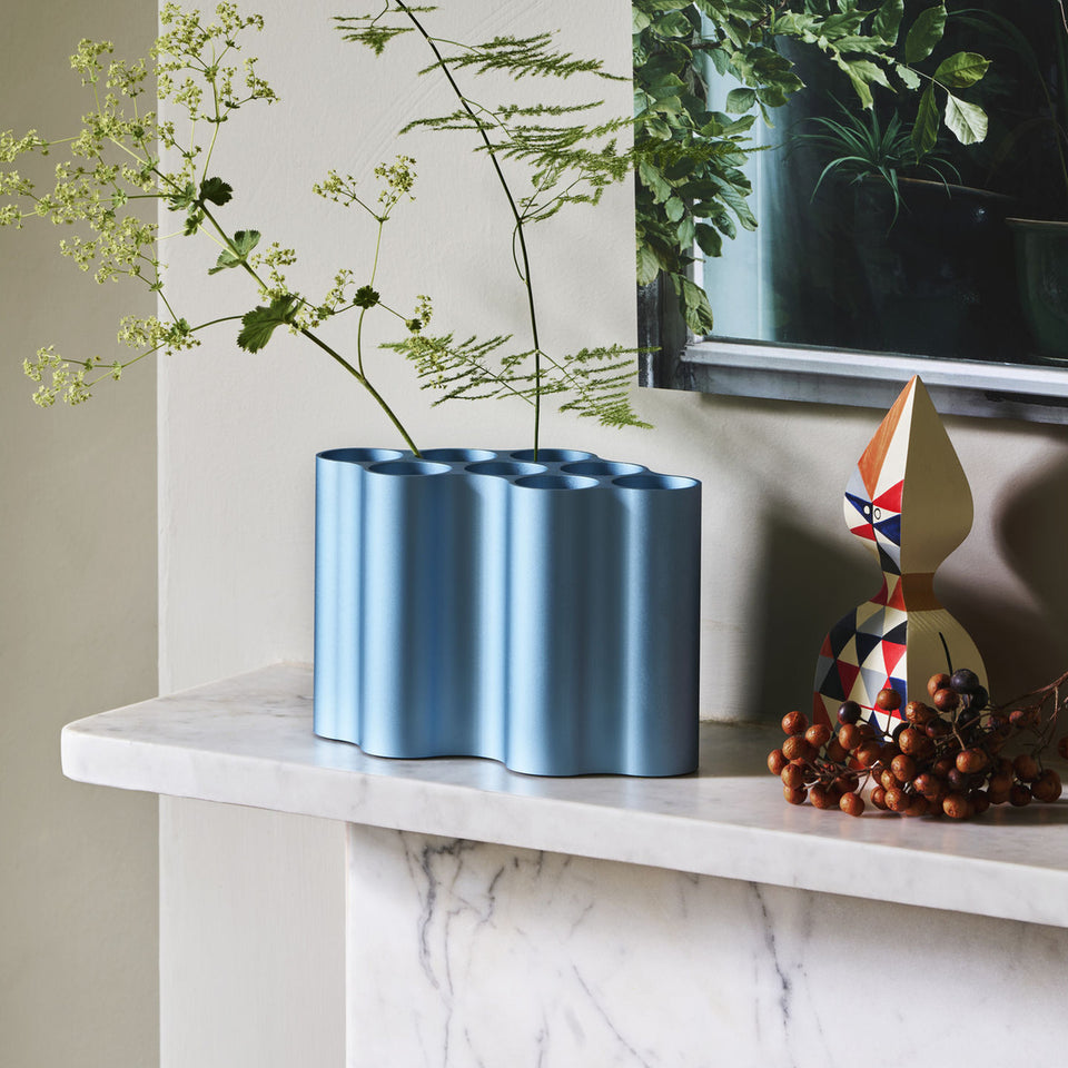 Nuage Vase by Ronan & Erwan Bouroullec for Vitra, lifestyle view