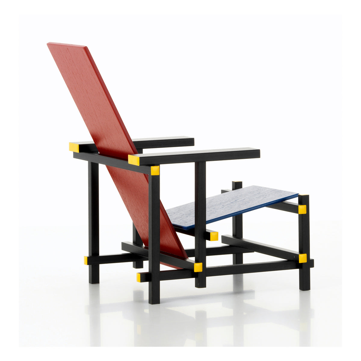 Miniature Rood Blauwe Stoel Chair by Rietveld for Vitra, front view