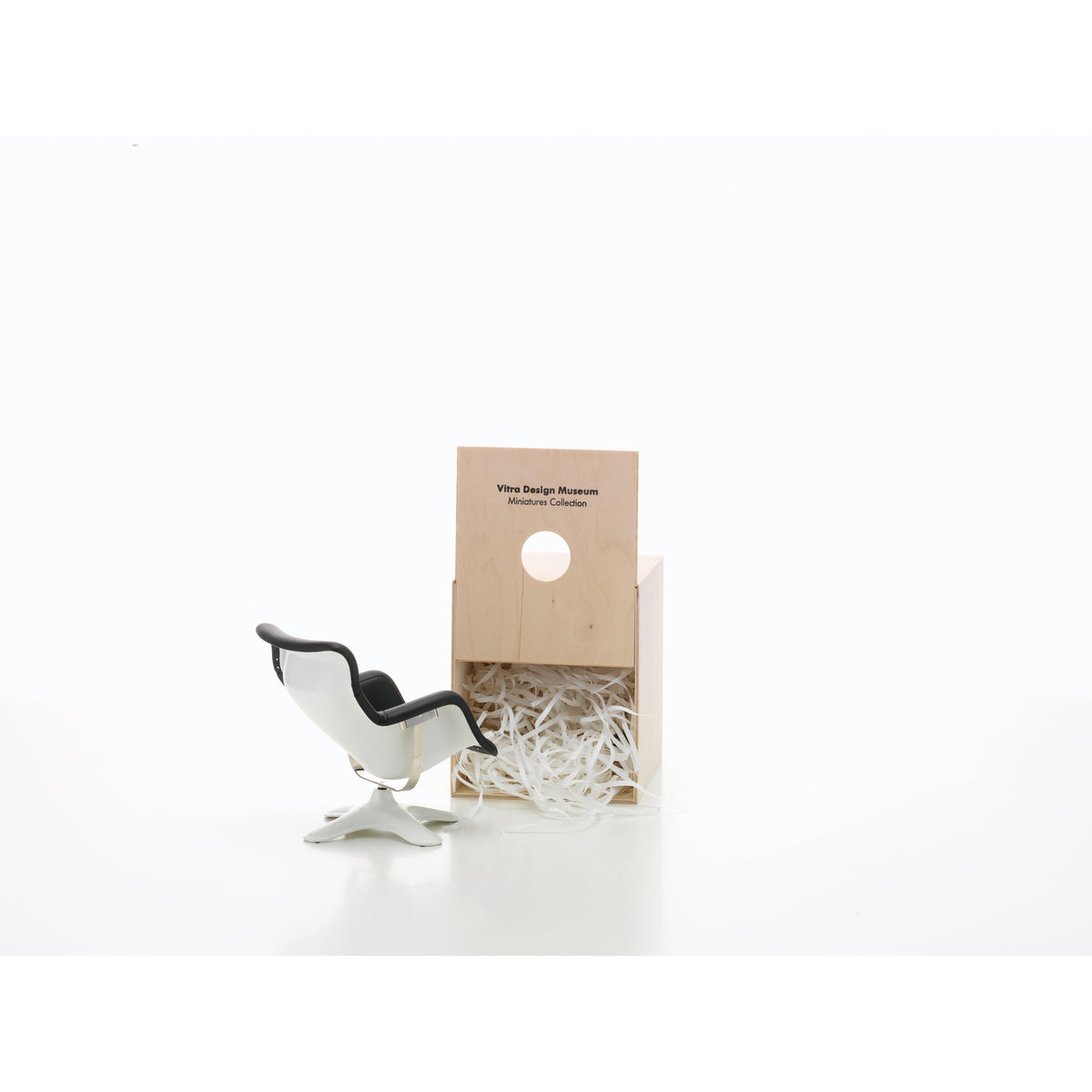 Miniature Karuselli Chair by Kukkapuro for Vitra, 1:6-scale collectible model shown with its presentation box