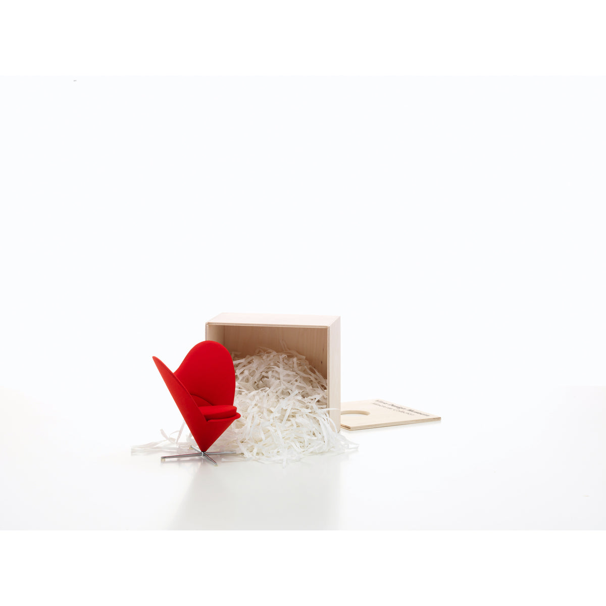 Miniature Heart Cone Chair by Panton for Vitra, 1:6-scale collectible model shown with its presentation box