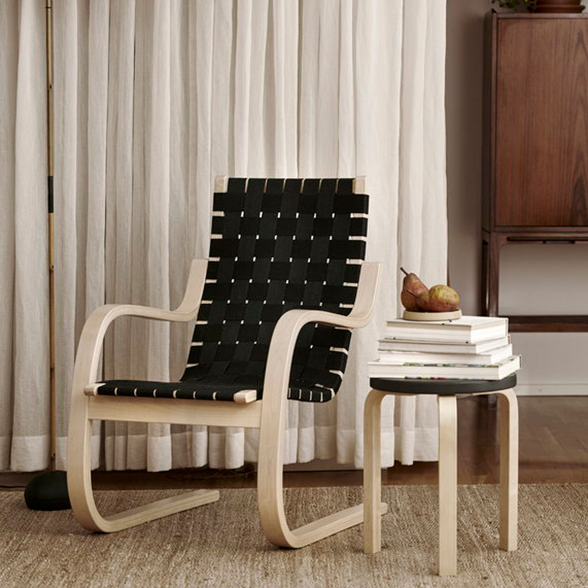 Armchair 406 by Alvar Aalto for Artek