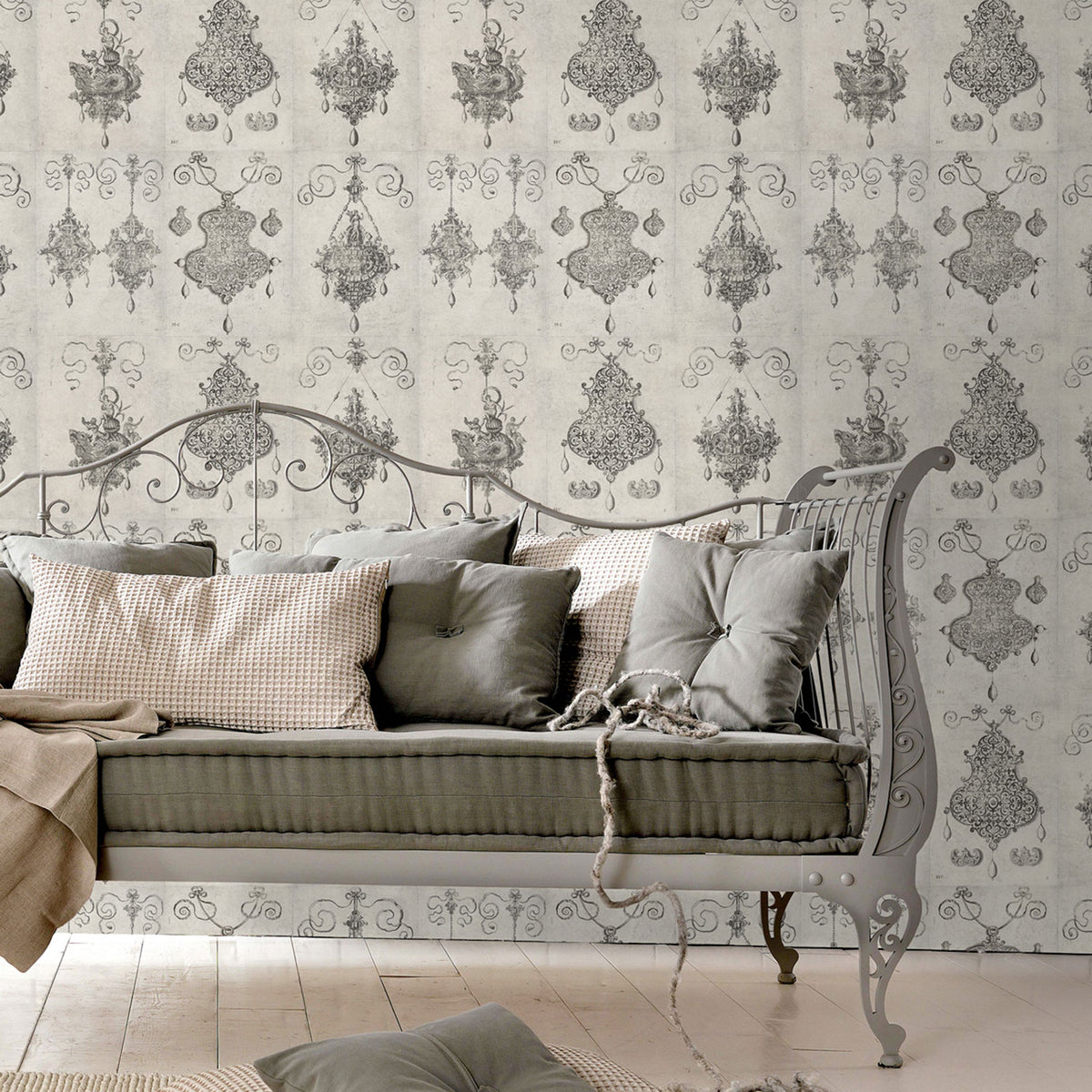 Bijoux Wallpaper by MINDTHEGAP