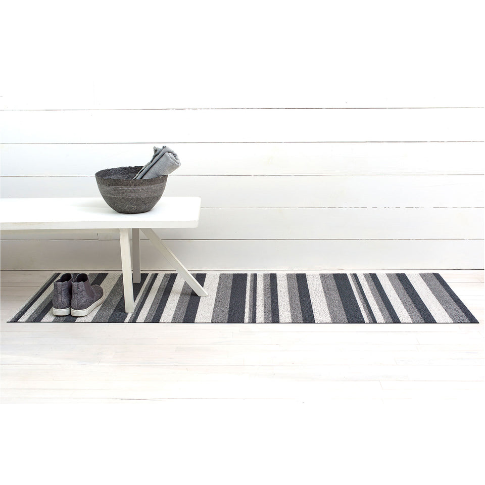 Chilewich Shag Bold Multi Floormat Black/Silver – Speranza Design