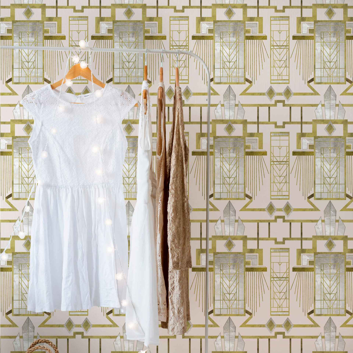 Glamour Wallpaper by MINDTHEGAP
