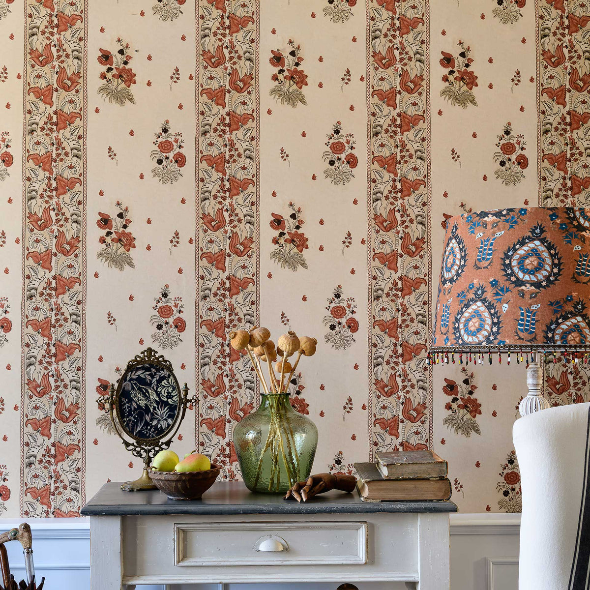 Korond Floral Wallpaper by MIND THE GAP