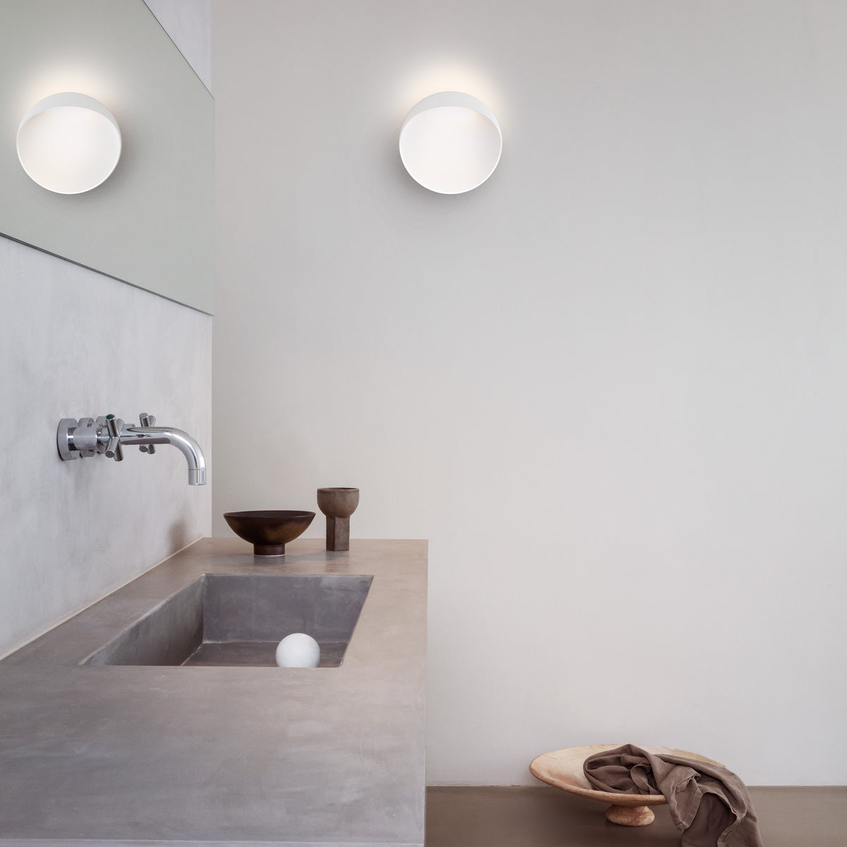 Flindt Wall Sconce by Louis Poulsen