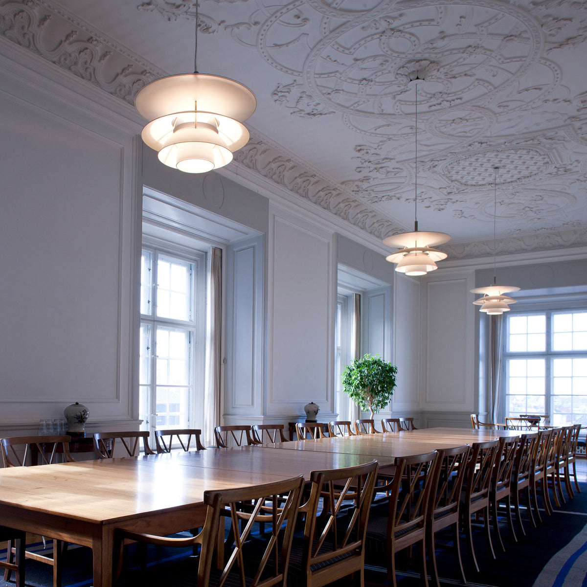 PH 5-4½ Pendant by Louis Poulsen