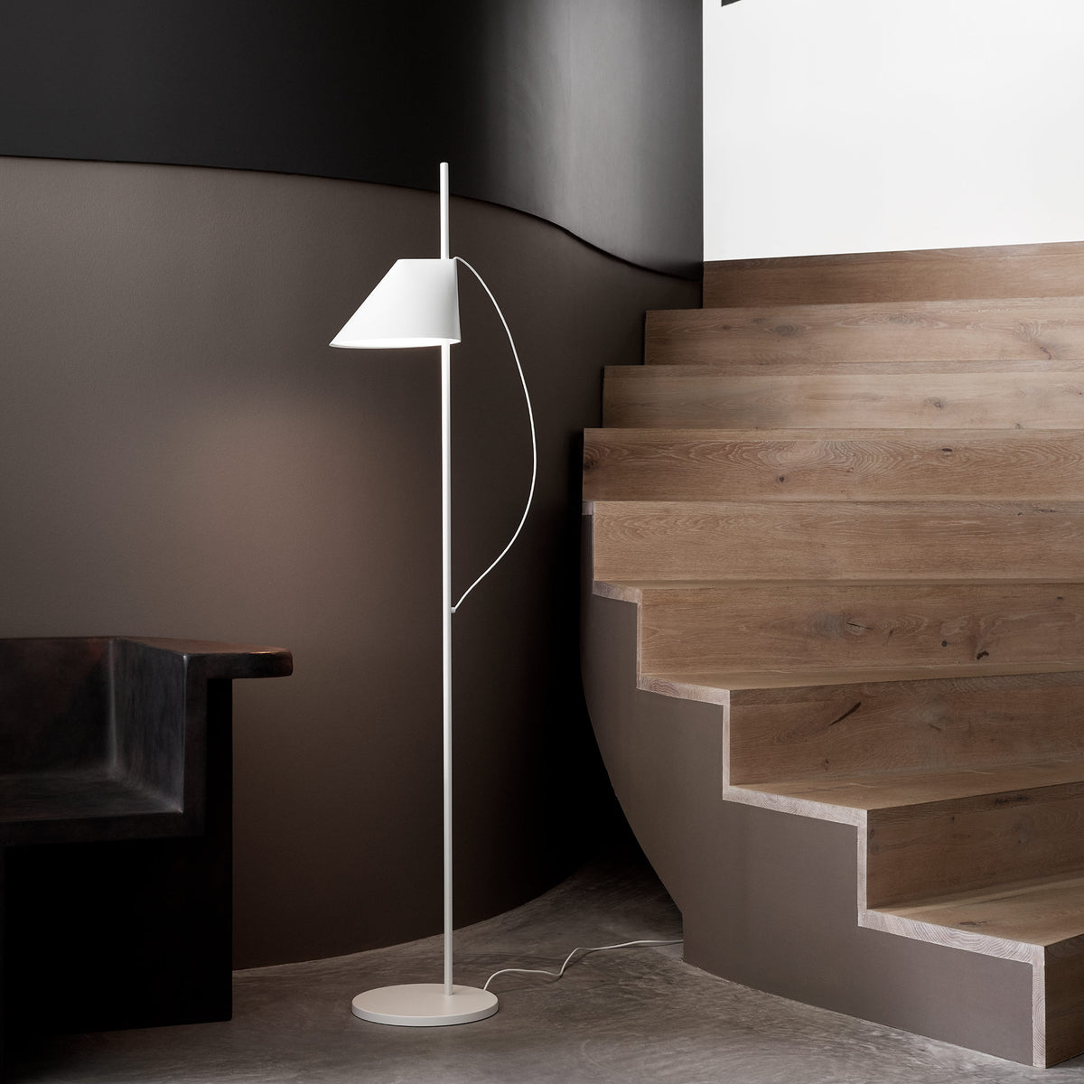 Yuh Floor Lamp by Louis Poulsen
