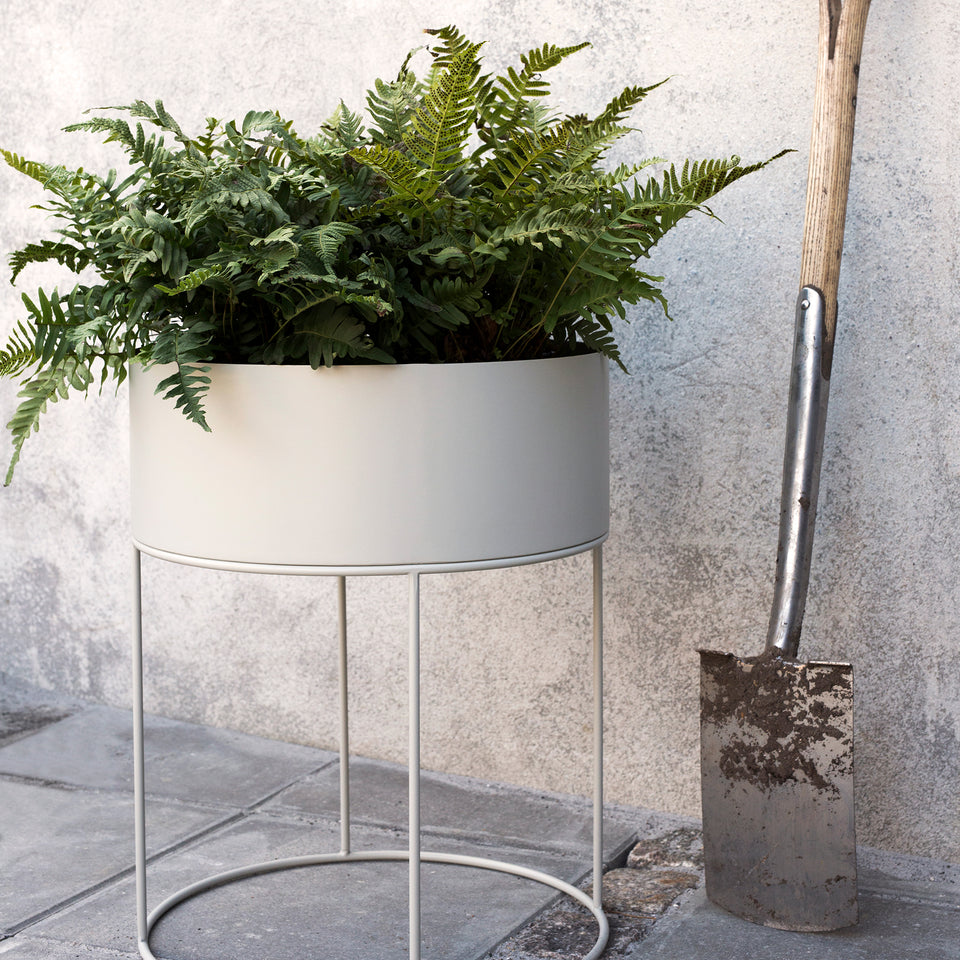 Plant Box Round - Light Grey by Ferm Living