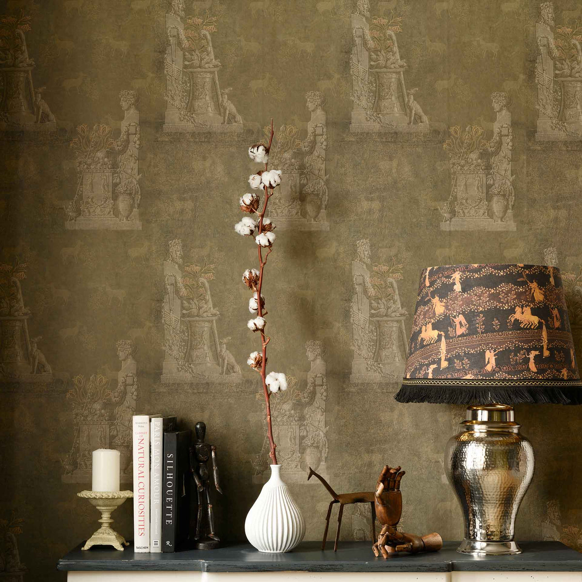 Sculptural Wallpaper by MINDTHEGAP