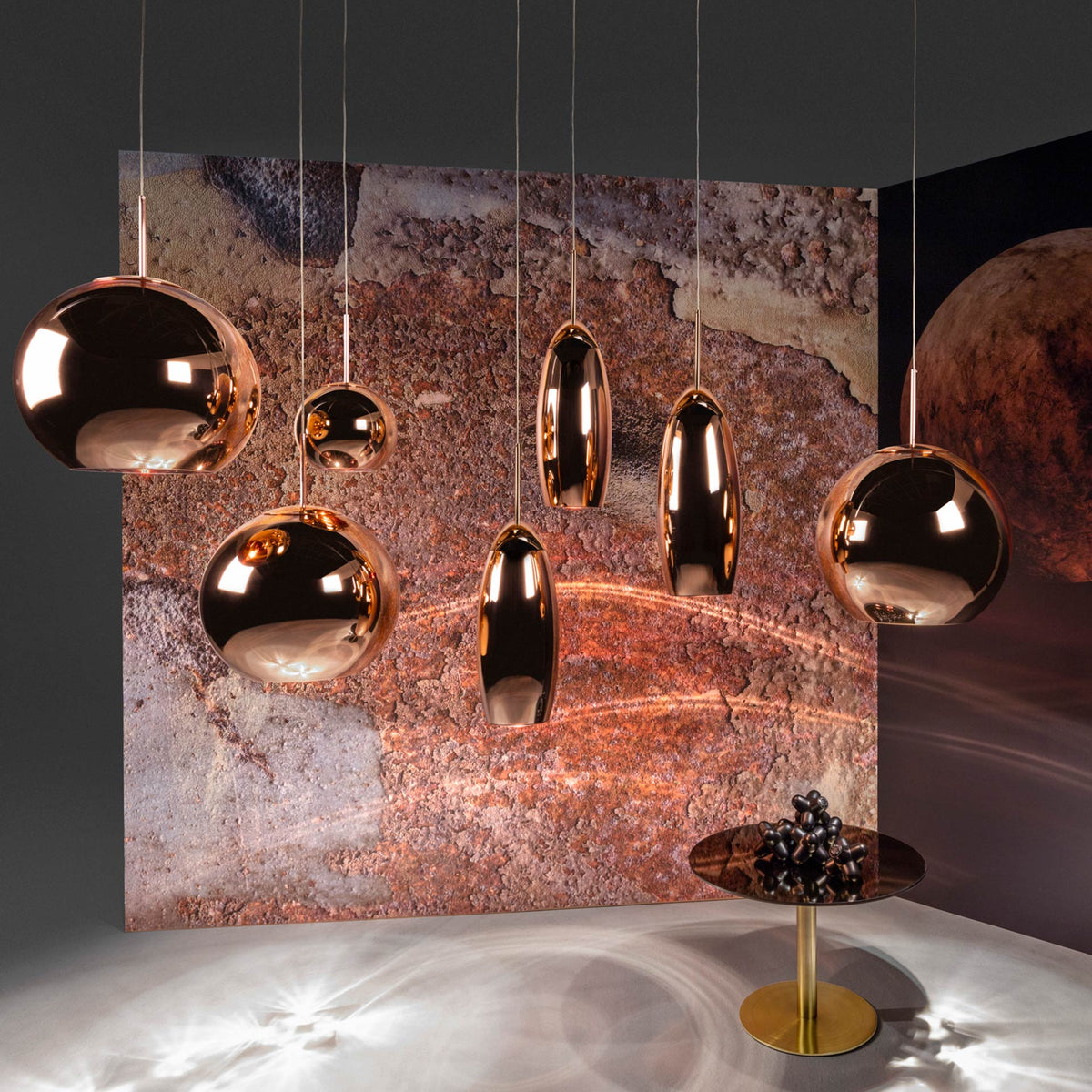 Flash Circle Table - Brass by Tom Dixon