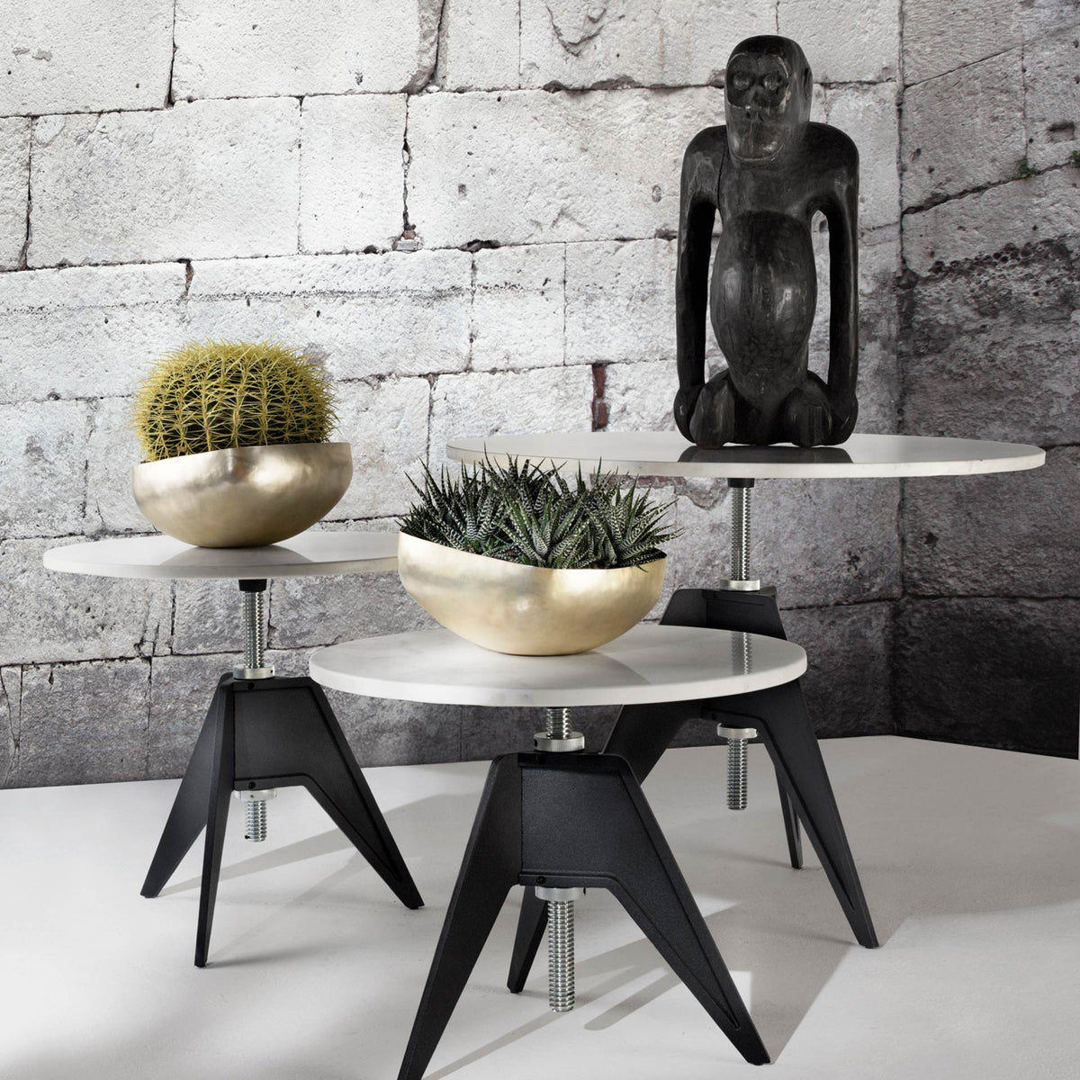 Screw Cafe Table - White Marble Top by Tom Dixon
