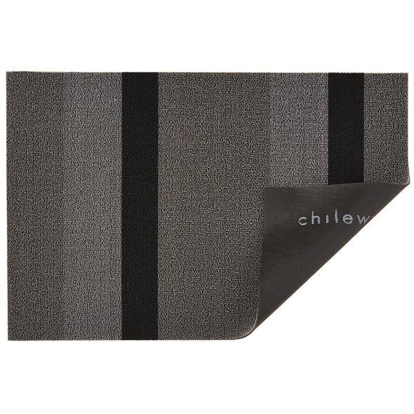 Chilewich Bold Stripe Shag Big Mat - Black/White